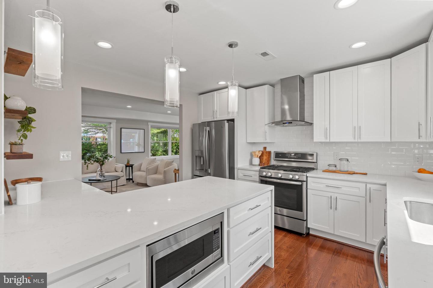6000 NORTH DAKOTA AVE NW, WASHINGTON, District Of Columbia 20011, 5 Bedrooms Bedrooms, ,3 BathroomsBathrooms,Residential,For sale,6000 NORTH DAKOTA AVE NW,DCDC2224332 MLS # DCDC2224332