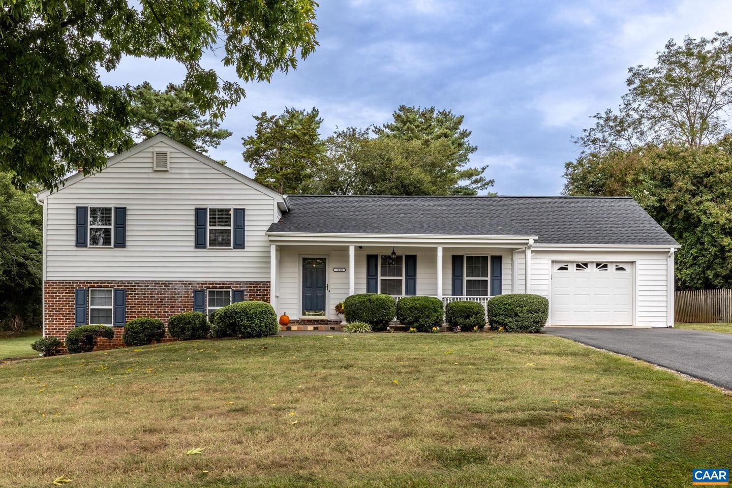 1610 MAIDEN LN, CHARLOTTESVILLE, Virginia 22911, 4 Bedrooms Bedrooms, ,3 BathroomsBathrooms,Residential,For sale,1610 MAIDEN LN,669417 MLS # 669417
