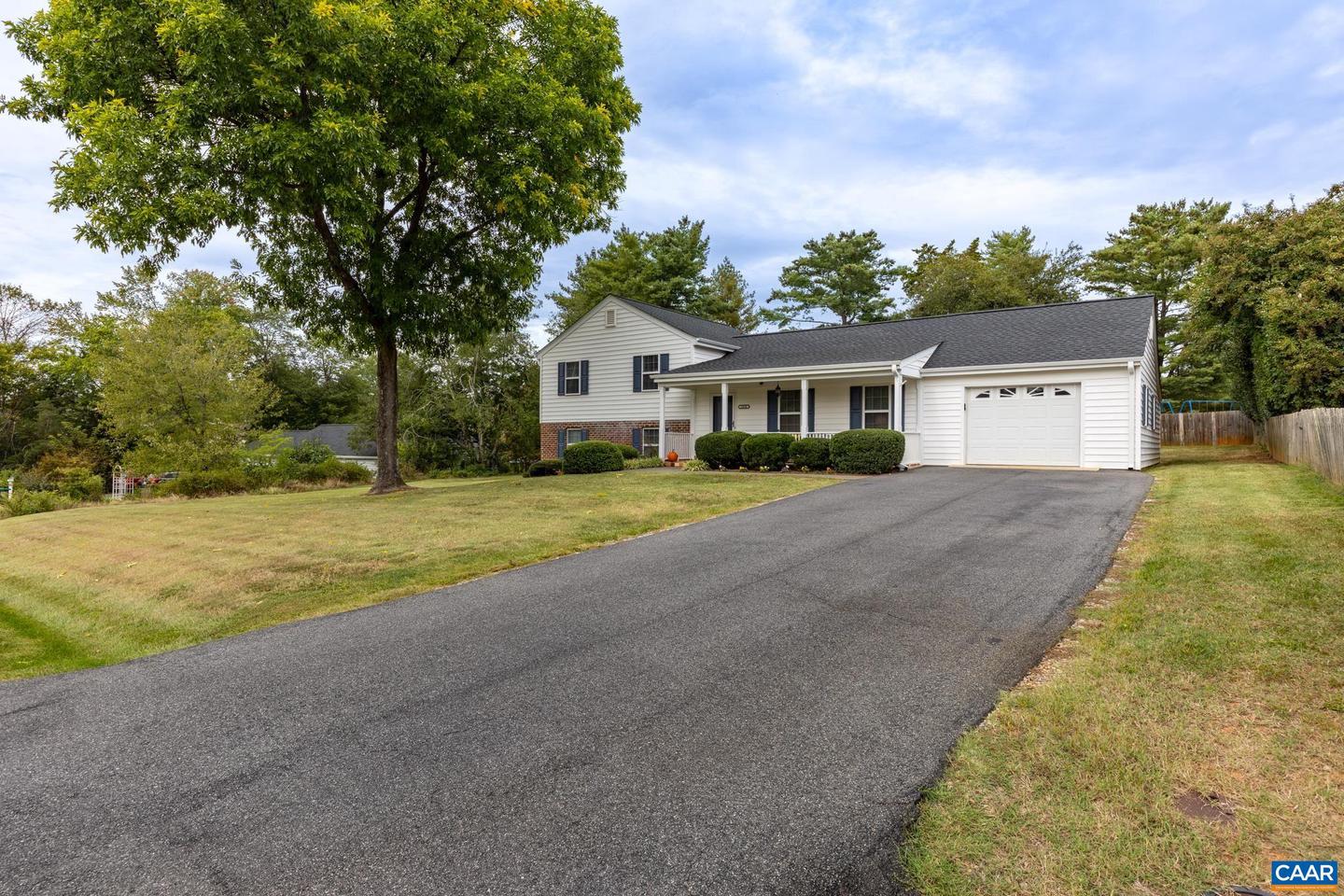 1610 MAIDEN LN, CHARLOTTESVILLE, Virginia 22911, 4 Bedrooms Bedrooms, ,3 BathroomsBathrooms,Residential,For sale,1610 MAIDEN LN,669417 MLS # 669417