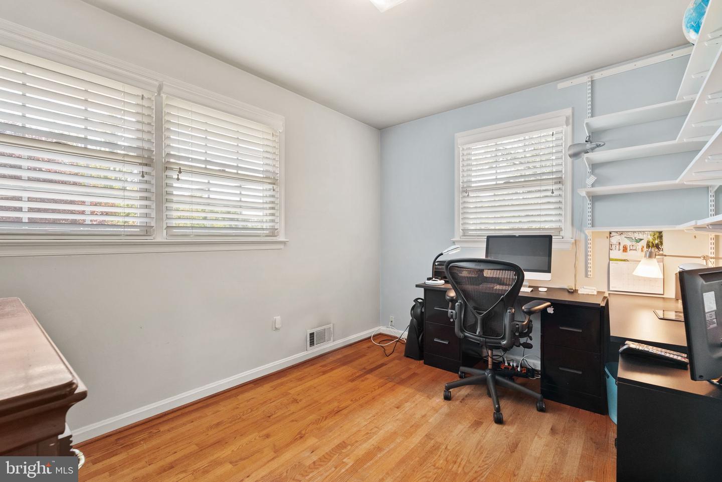 1121 ALLISON ST, ALEXANDRIA, Virginia 22302, 4 Bedrooms Bedrooms, ,3 BathroomsBathrooms,Residential,For sale,1121 ALLISON ST,VAAX2050254 MLS # VAAX2050254