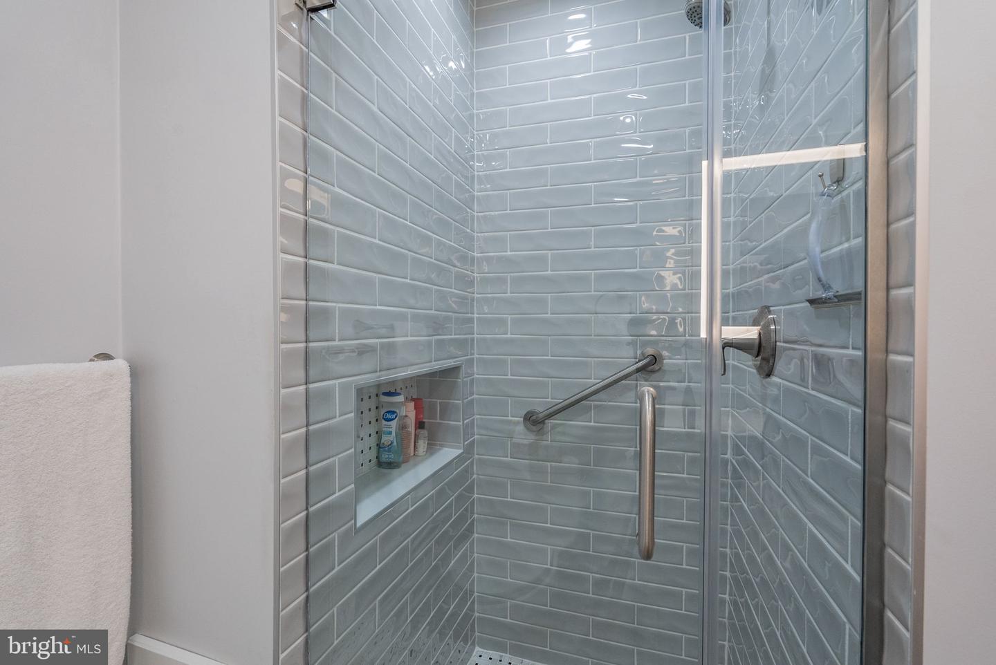 1121 ALLISON ST, ALEXANDRIA, Virginia 22302, 4 Bedrooms Bedrooms, ,3 BathroomsBathrooms,Residential,For sale,1121 ALLISON ST,VAAX2050254 MLS # VAAX2050254