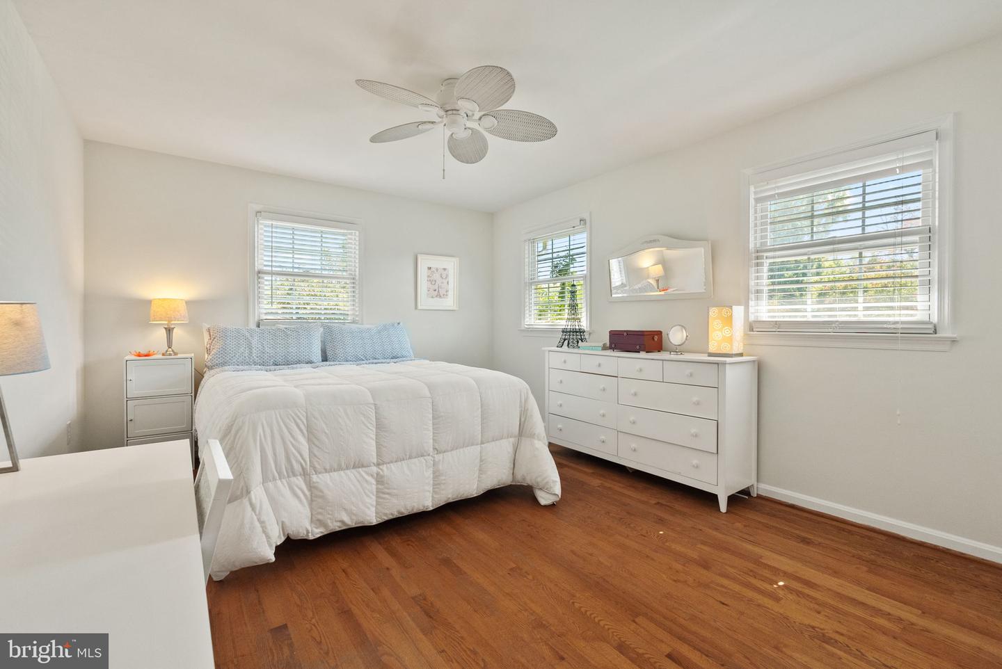 1121 ALLISON ST, ALEXANDRIA, Virginia 22302, 4 Bedrooms Bedrooms, ,3 BathroomsBathrooms,Residential,For sale,1121 ALLISON ST,VAAX2050254 MLS # VAAX2050254