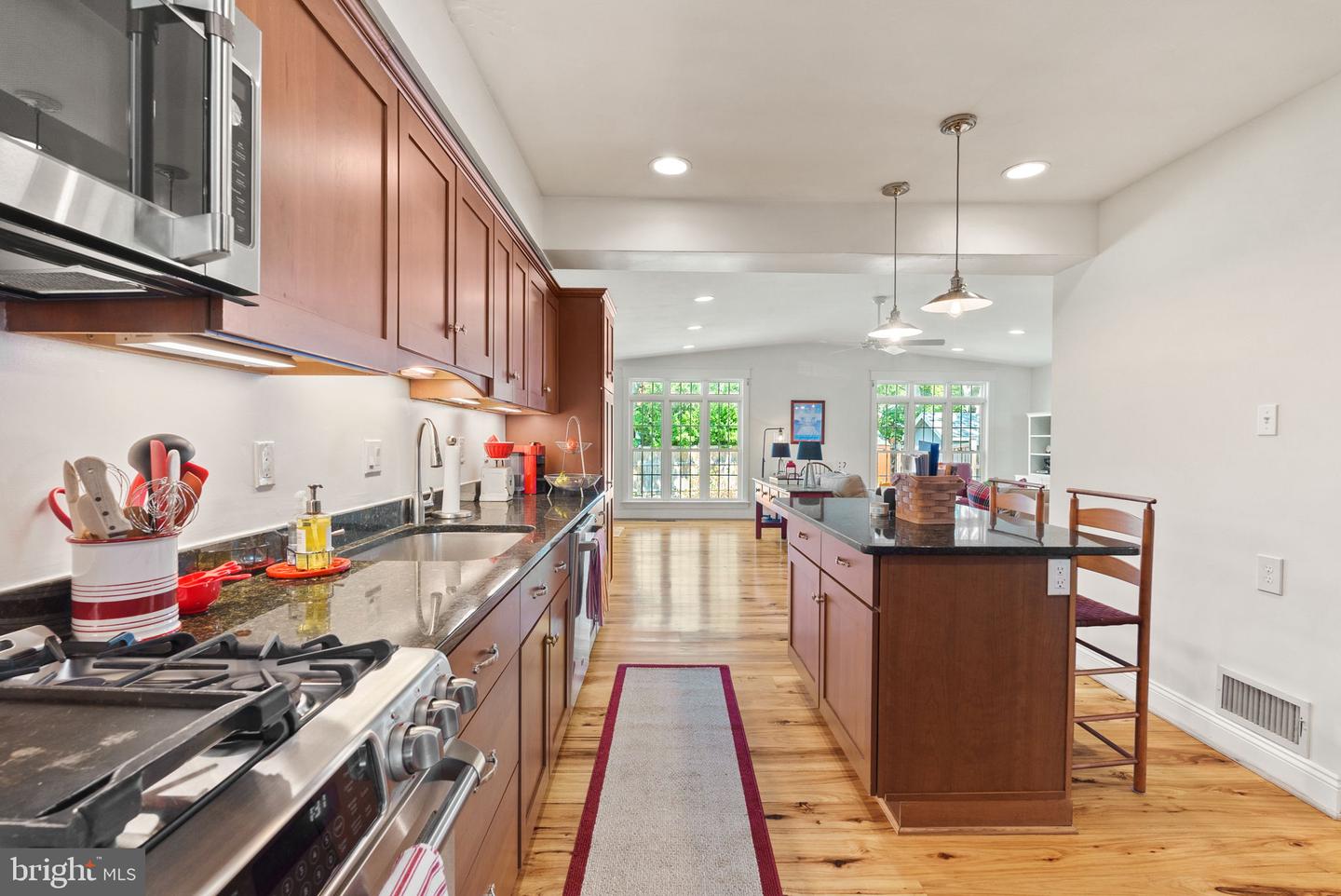 1121 ALLISON ST, ALEXANDRIA, Virginia 22302, 4 Bedrooms Bedrooms, ,3 BathroomsBathrooms,Residential,For sale,1121 ALLISON ST,VAAX2050254 MLS # VAAX2050254