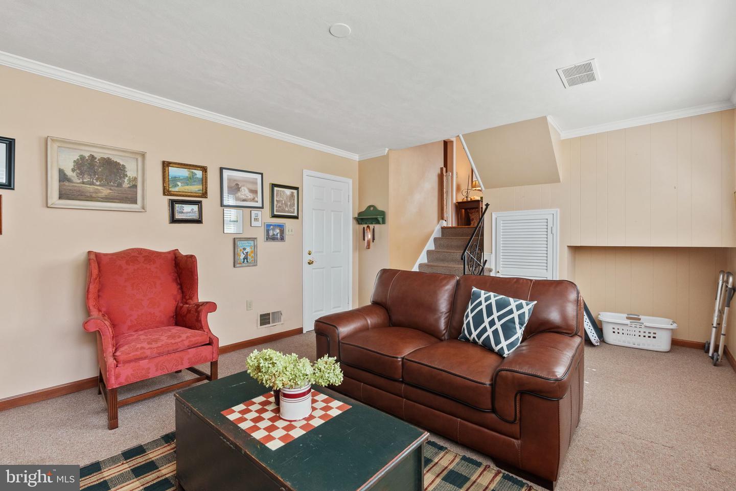 1121 ALLISON ST, ALEXANDRIA, Virginia 22302, 4 Bedrooms Bedrooms, ,3 BathroomsBathrooms,Residential,For sale,1121 ALLISON ST,VAAX2050254 MLS # VAAX2050254