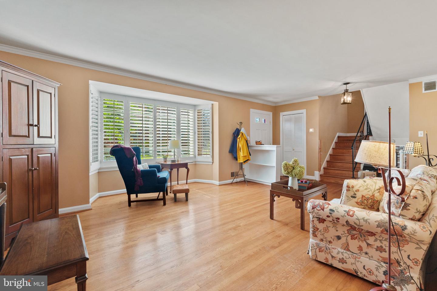 1121 ALLISON ST, ALEXANDRIA, Virginia 22302, 4 Bedrooms Bedrooms, ,3 BathroomsBathrooms,Residential,For sale,1121 ALLISON ST,VAAX2050254 MLS # VAAX2050254