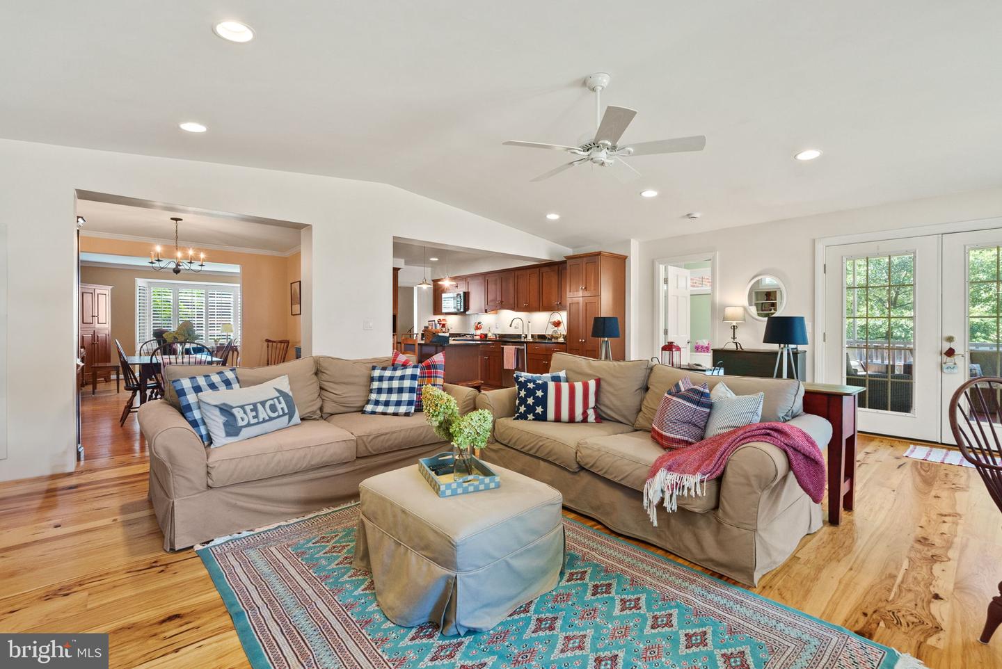 1121 ALLISON ST, ALEXANDRIA, Virginia 22302, 4 Bedrooms Bedrooms, ,3 BathroomsBathrooms,Residential,For sale,1121 ALLISON ST,VAAX2050254 MLS # VAAX2050254