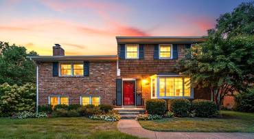 1121 ALLISON ST, ALEXANDRIA, Virginia 22302, 4 Bedrooms Bedrooms, ,3 BathroomsBathrooms,Residential,For sale,1121 ALLISON ST,VAAX2050254 MLS # VAAX2050254