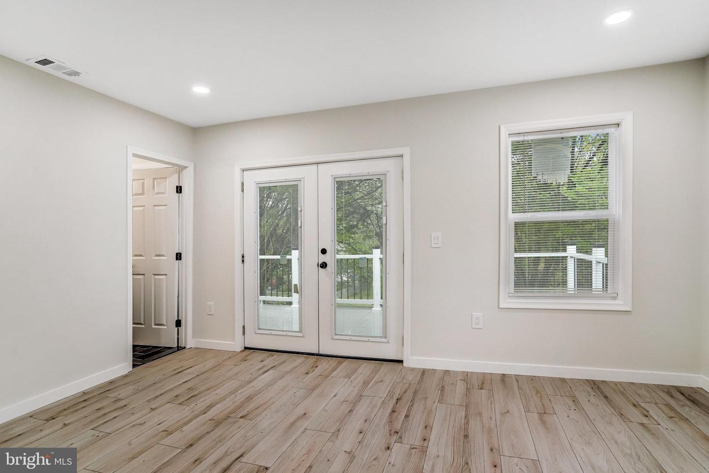 3127 G ST SE, WASHINGTON, District Of Columbia 20019, 4 Bedrooms Bedrooms, 7 Rooms Rooms,3 BathroomsBathrooms,Residential,For sale,3127 G ST SE,DCDC2224428 MLS # DCDC2224428