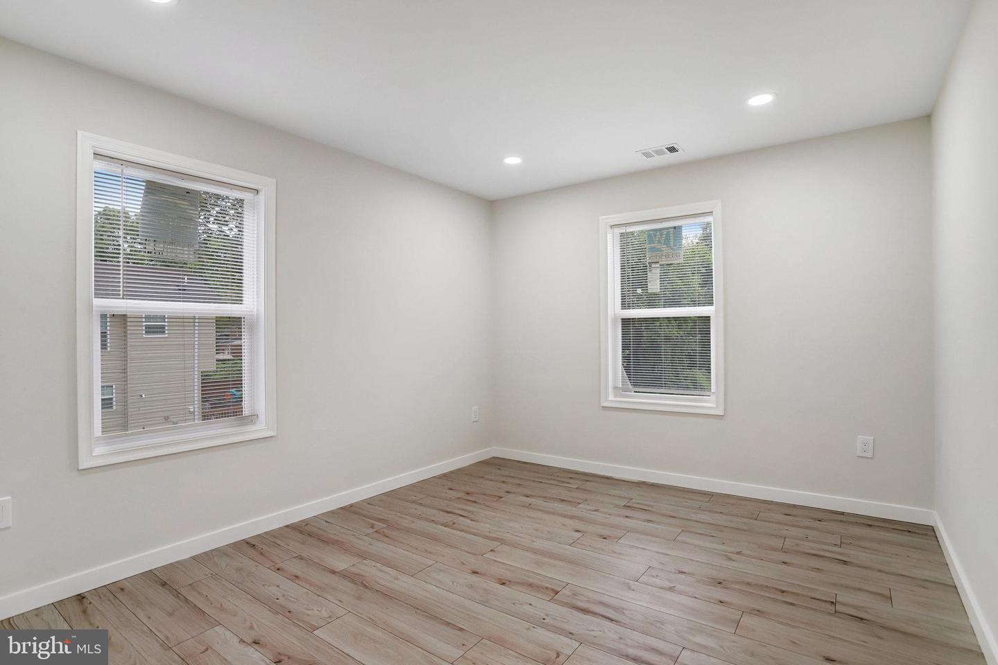 3127 G ST SE, WASHINGTON, District Of Columbia 20019, 4 Bedrooms Bedrooms, 7 Rooms Rooms,3 BathroomsBathrooms,Residential,For sale,3127 G ST SE,DCDC2224428 MLS # DCDC2224428
