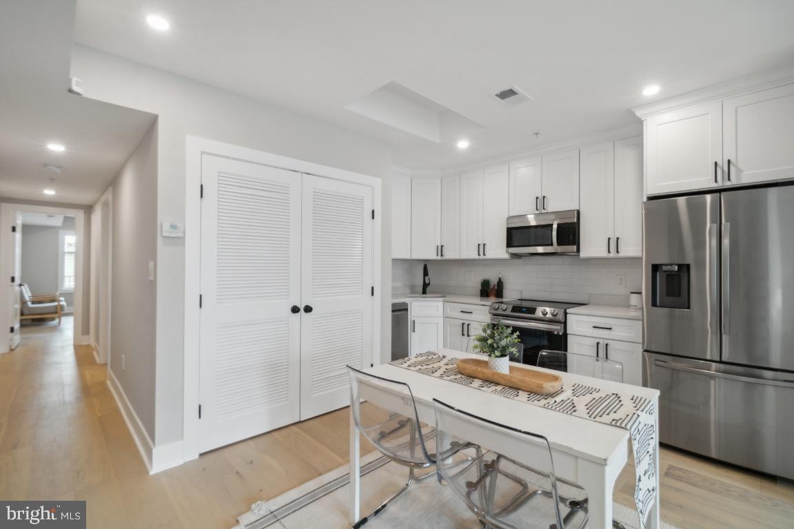 1013 17TH PL NE #8, WASHINGTON, District Of Columbia 20002, 2 Bedrooms Bedrooms, ,2 BathroomsBathrooms,Residential,For sale,1013 17TH PL NE #8,DCDC2224450 MLS # DCDC2224450