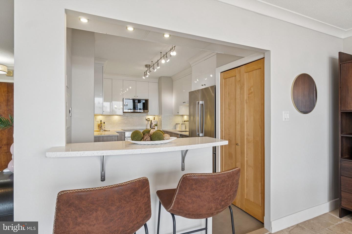 400 MADISON ST #1607, ALEXANDRIA, Virginia 22314, 2 Bedrooms Bedrooms, ,2 BathroomsBathrooms,Residential,For sale,400 MADISON ST #1607,VAAX2050256 MLS # VAAX2050256