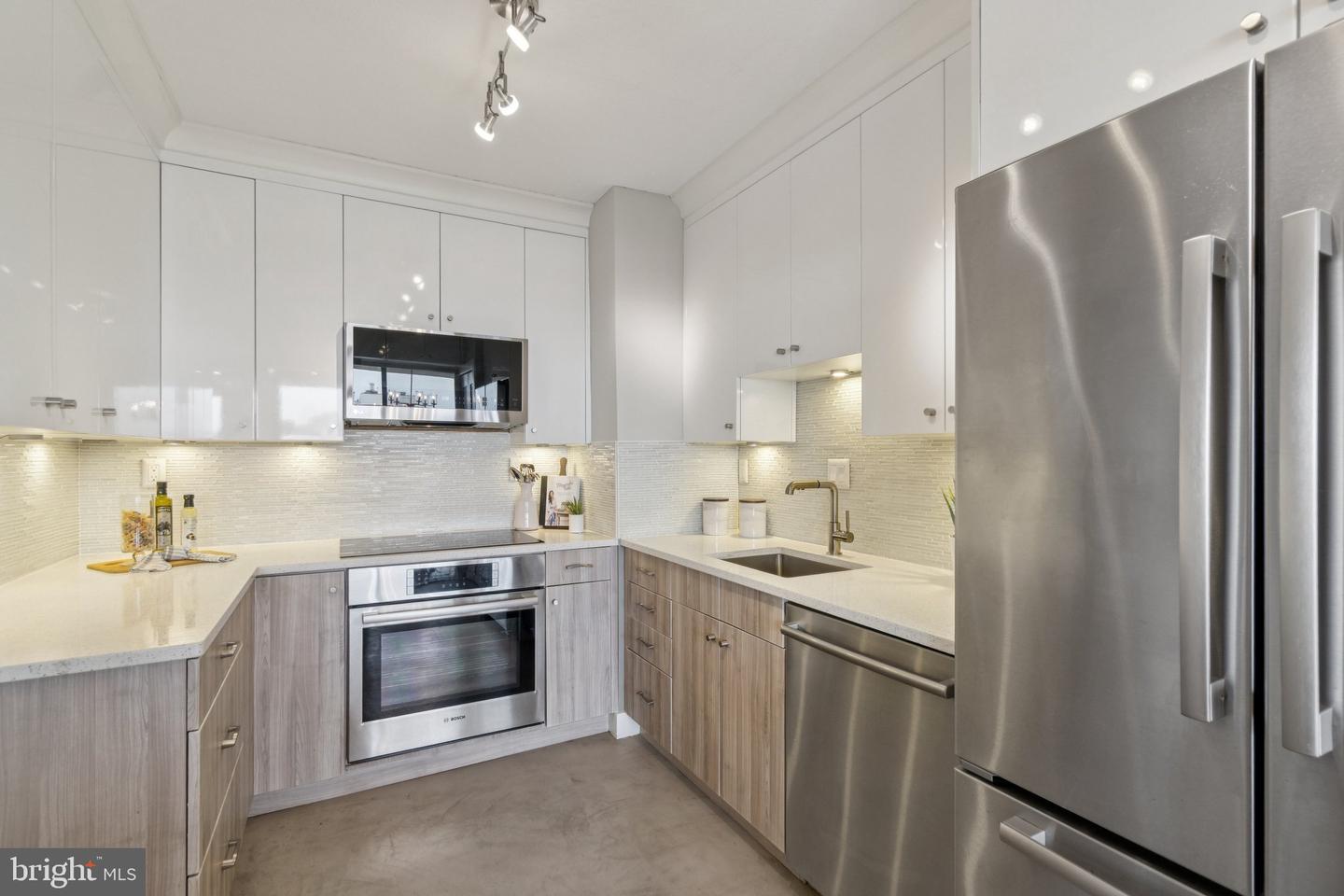 400 MADISON ST #1607, ALEXANDRIA, Virginia 22314, 2 Bedrooms Bedrooms, ,2 BathroomsBathrooms,Residential,For sale,400 MADISON ST #1607,VAAX2050256 MLS # VAAX2050256