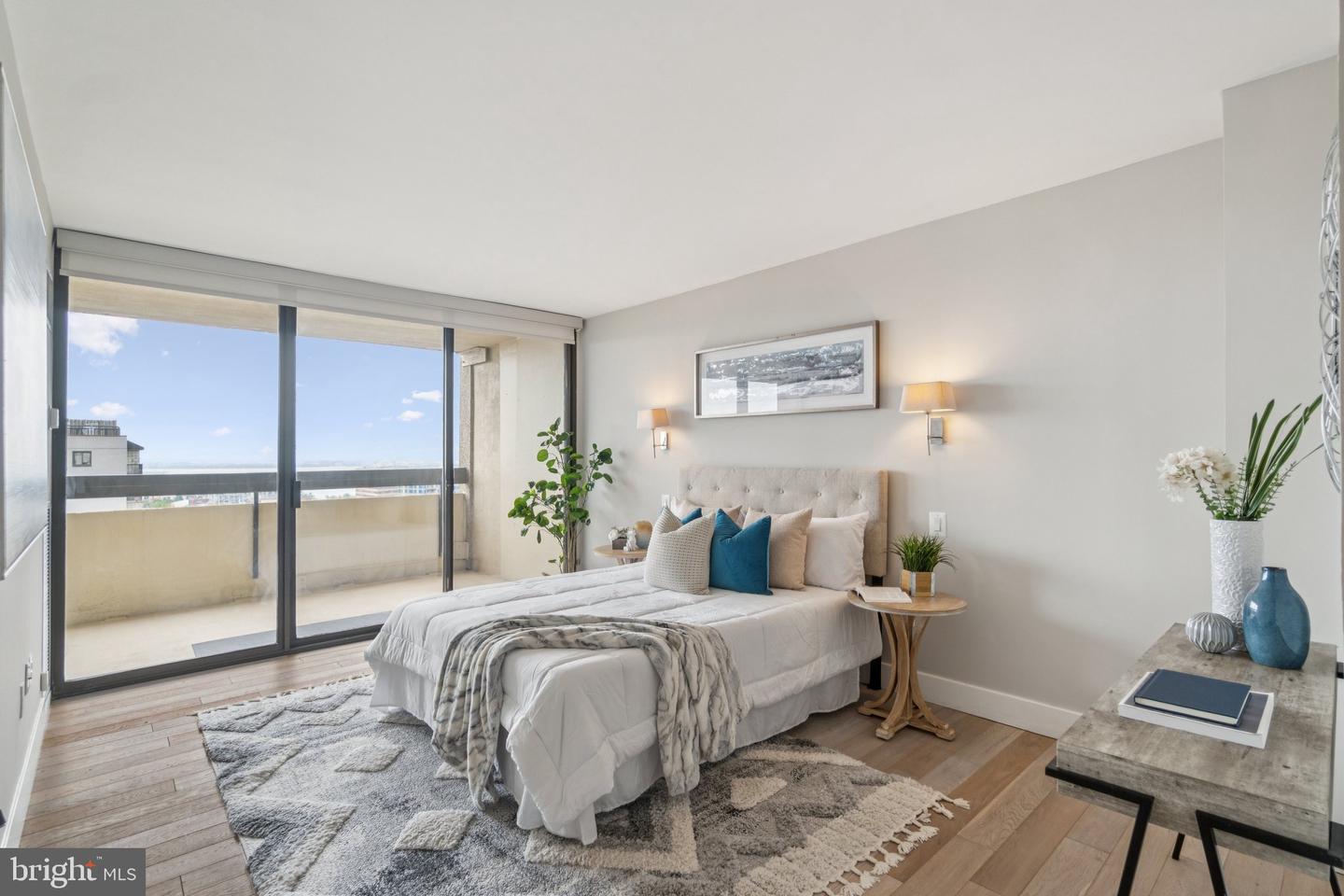 400 MADISON ST #1607, ALEXANDRIA, Virginia 22314, 2 Bedrooms Bedrooms, ,2 BathroomsBathrooms,Residential,For sale,400 MADISON ST #1607,VAAX2050256 MLS # VAAX2050256