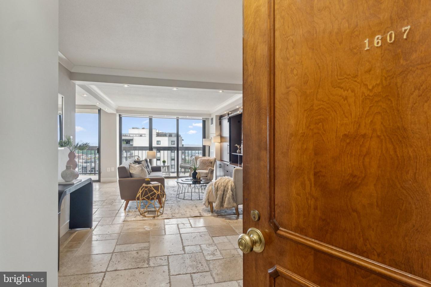 400 MADISON ST #1607, ALEXANDRIA, Virginia 22314, 2 Bedrooms Bedrooms, ,2 BathroomsBathrooms,Residential,For sale,400 MADISON ST #1607,VAAX2050256 MLS # VAAX2050256