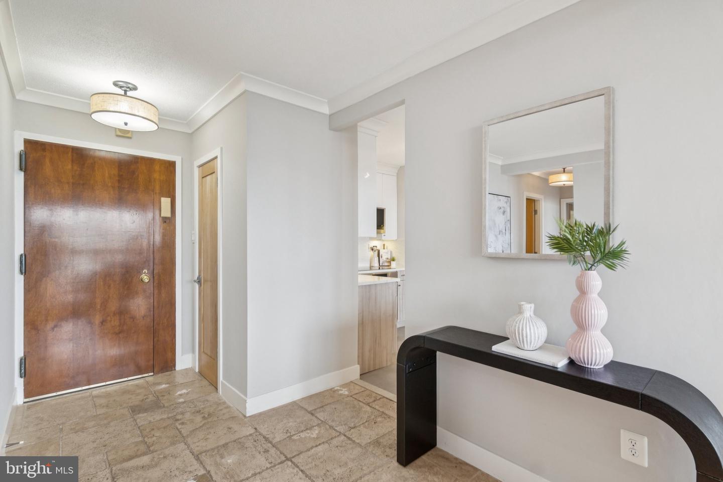 400 MADISON ST #1607, ALEXANDRIA, Virginia 22314, 2 Bedrooms Bedrooms, ,2 BathroomsBathrooms,Residential,For sale,400 MADISON ST #1607,VAAX2050256 MLS # VAAX2050256