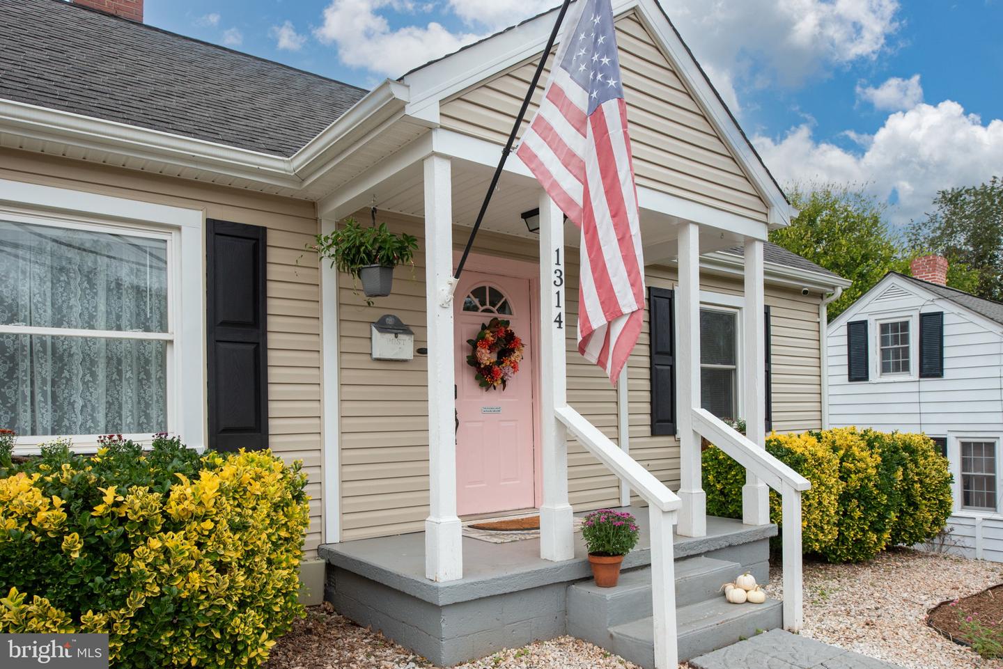 1314 S WEST ST, CULPEPER, Virginia 22701, 2 Bedrooms Bedrooms, ,1 BathroomBathrooms,Residential,For sale,1314 S WEST ST,VACU2011694 MLS # VACU2011694