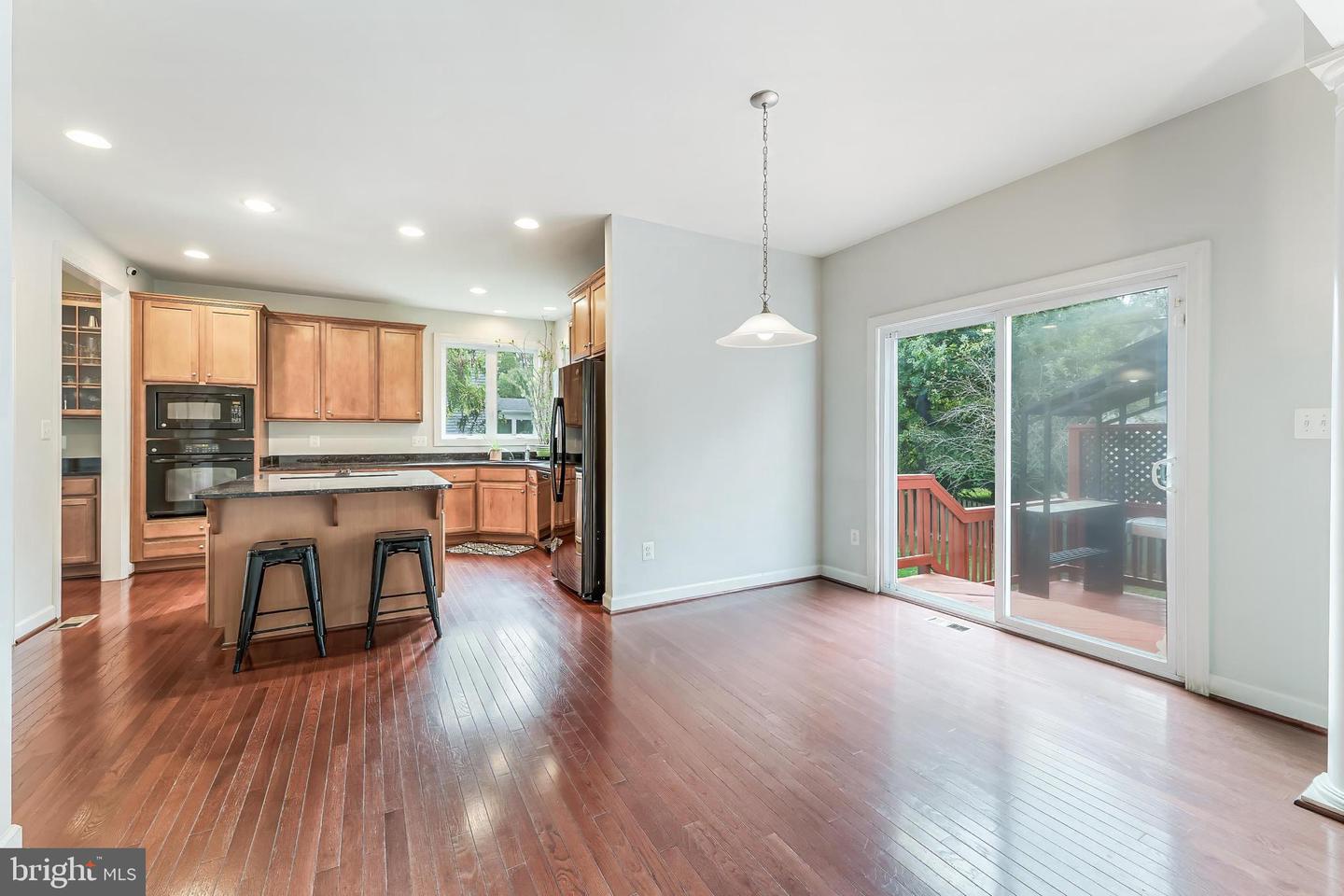 998 RAILROAD AVE, FALLS CHURCH, Virginia 22046, 6 Bedrooms Bedrooms, 18 Rooms Rooms,4 BathroomsBathrooms,Residential,For sale,998 RAILROAD AVE,VAFA2003316 MLS # VAFA2003316
