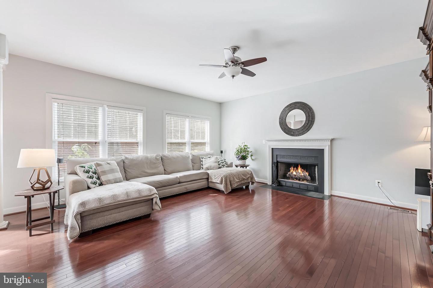 998 RAILROAD AVE, FALLS CHURCH, Virginia 22046, 6 Bedrooms Bedrooms, 18 Rooms Rooms,4 BathroomsBathrooms,Residential,For sale,998 RAILROAD AVE,VAFA2003316 MLS # VAFA2003316