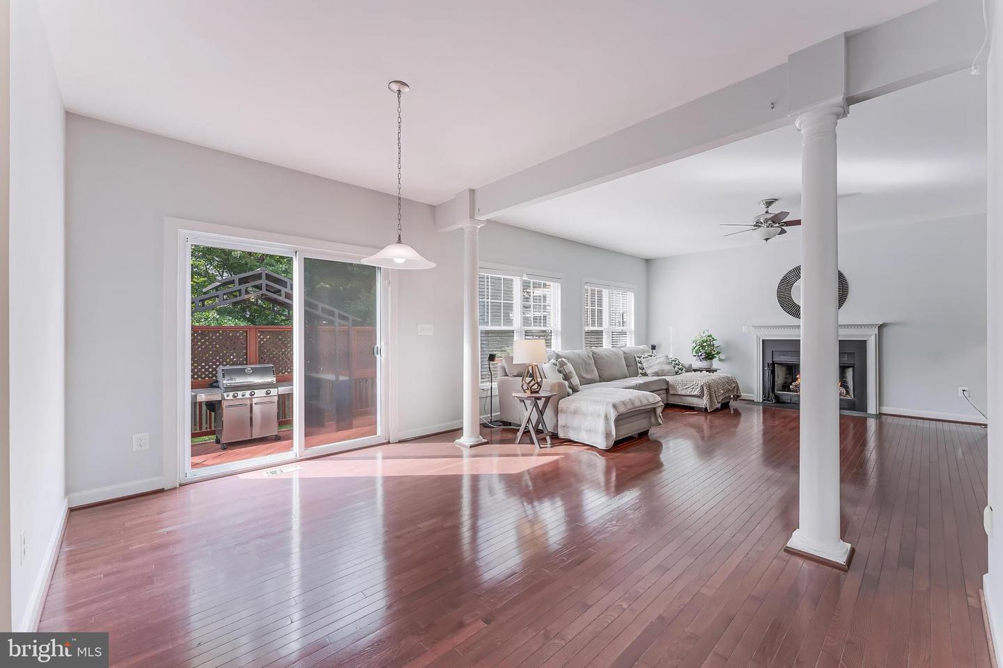 998 RAILROAD AVE, FALLS CHURCH, Virginia 22046, 6 Bedrooms Bedrooms, 18 Rooms Rooms,4 BathroomsBathrooms,Residential,For sale,998 RAILROAD AVE,VAFA2003316 MLS # VAFA2003316
