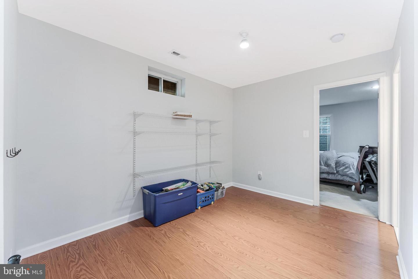 998 RAILROAD AVE, FALLS CHURCH, Virginia 22046, 6 Bedrooms Bedrooms, 18 Rooms Rooms,4 BathroomsBathrooms,Residential,For sale,998 RAILROAD AVE,VAFA2003316 MLS # VAFA2003316