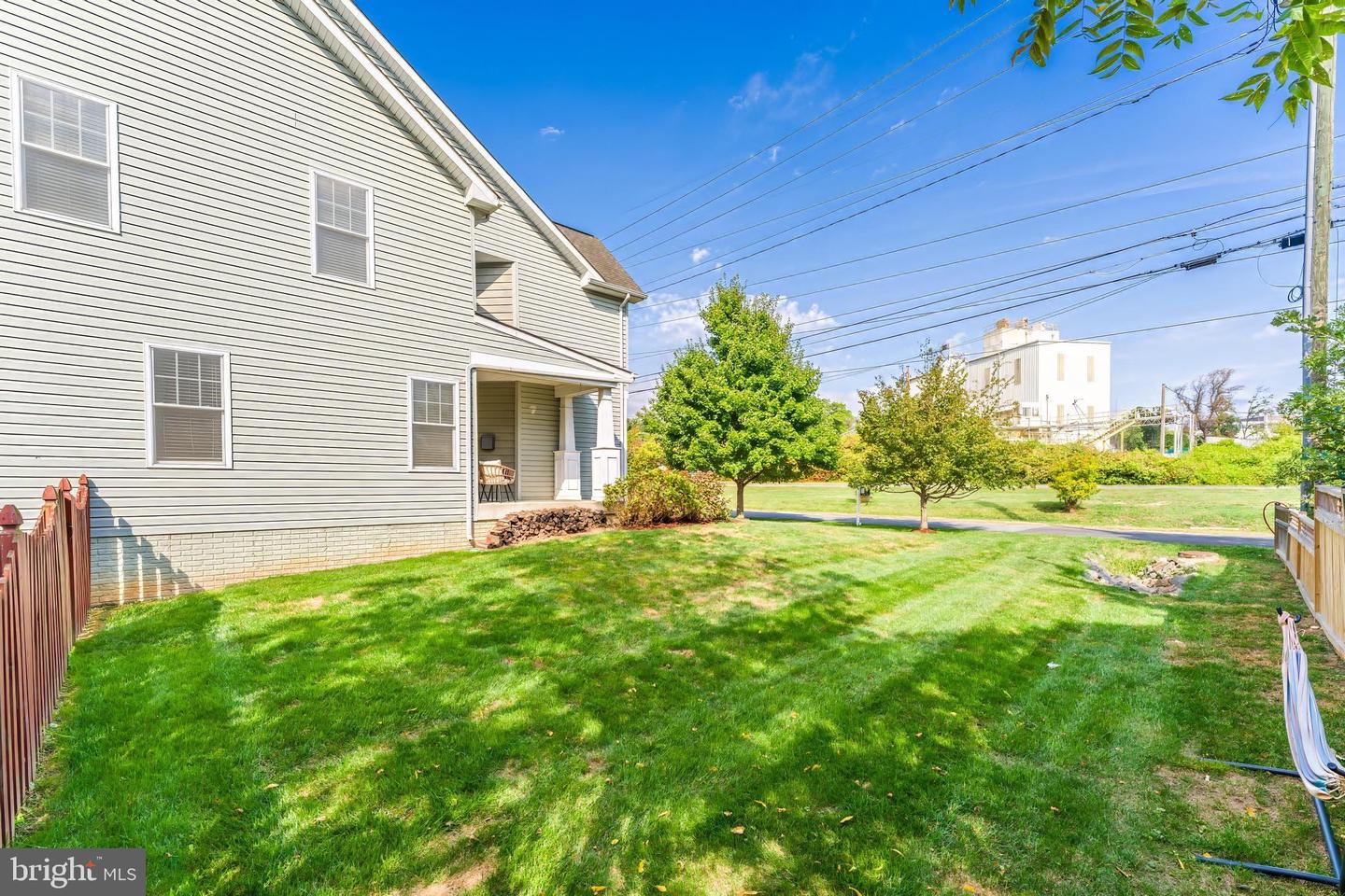 998 RAILROAD AVE, FALLS CHURCH, Virginia 22046, 6 Bedrooms Bedrooms, 18 Rooms Rooms,4 BathroomsBathrooms,Residential,For sale,998 RAILROAD AVE,VAFA2003316 MLS # VAFA2003316