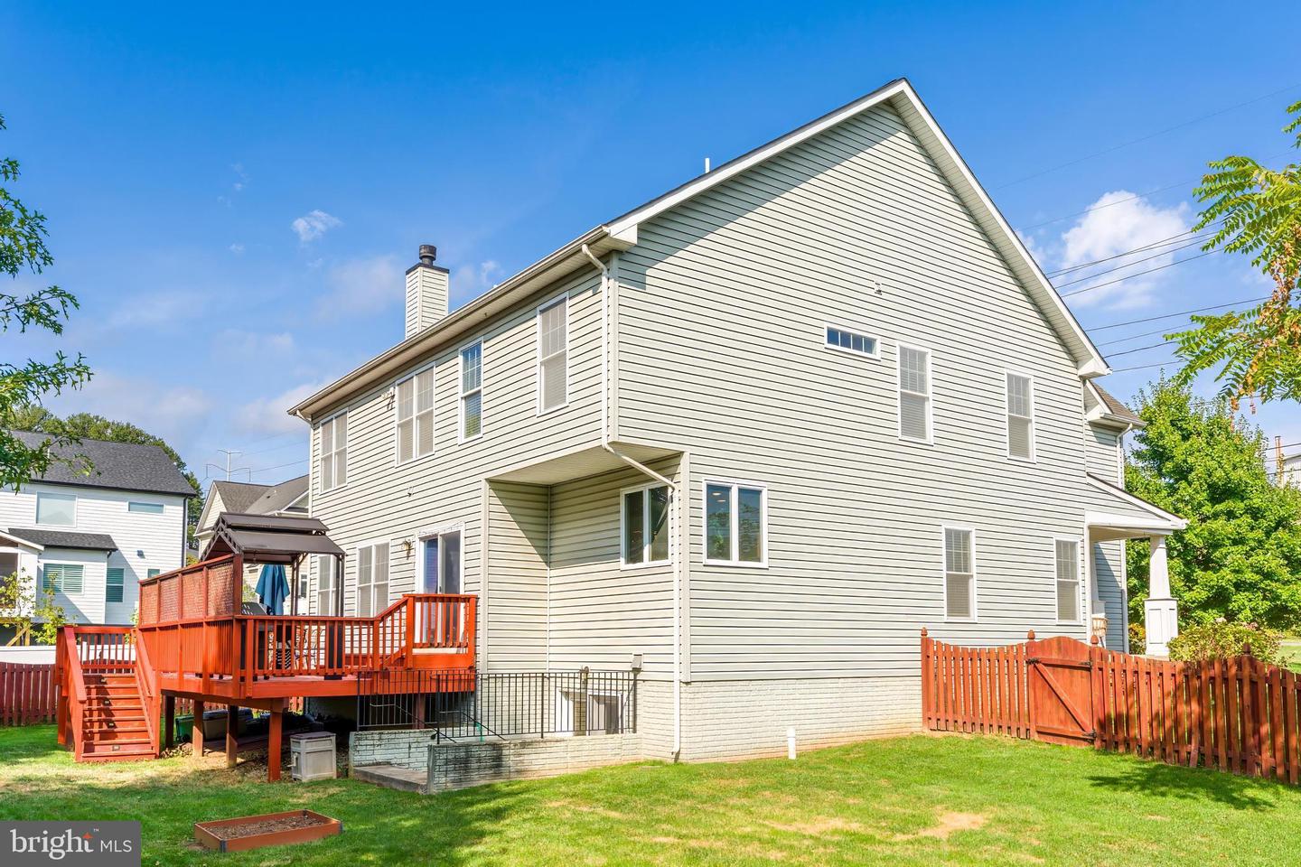 998 RAILROAD AVE, FALLS CHURCH, Virginia 22046, 6 Bedrooms Bedrooms, 18 Rooms Rooms,4 BathroomsBathrooms,Residential,For sale,998 RAILROAD AVE,VAFA2003316 MLS # VAFA2003316