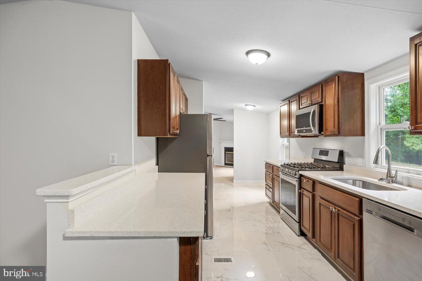33 NORMAN RD, STAFFORD, Virginia 22554, 3 Bedrooms Bedrooms, 10 Rooms Rooms,2 BathroomsBathrooms,Residential,For sale,33 NORMAN RD,VAST2042972 MLS # VAST2042972
