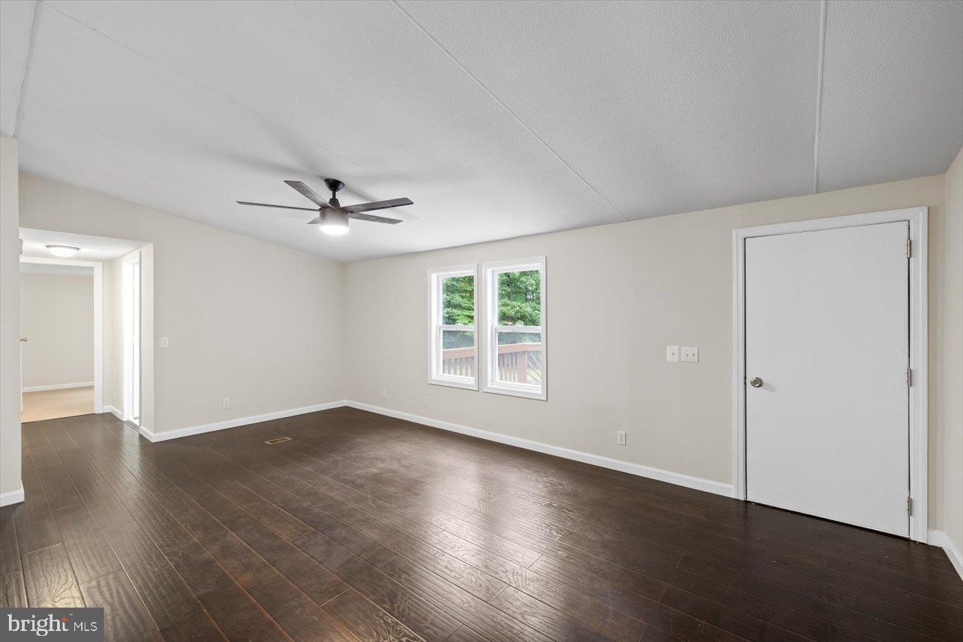 33 NORMAN RD, STAFFORD, Virginia 22554, 3 Bedrooms Bedrooms, 10 Rooms Rooms,2 BathroomsBathrooms,Residential,For sale,33 NORMAN RD,VAST2042972 MLS # VAST2042972