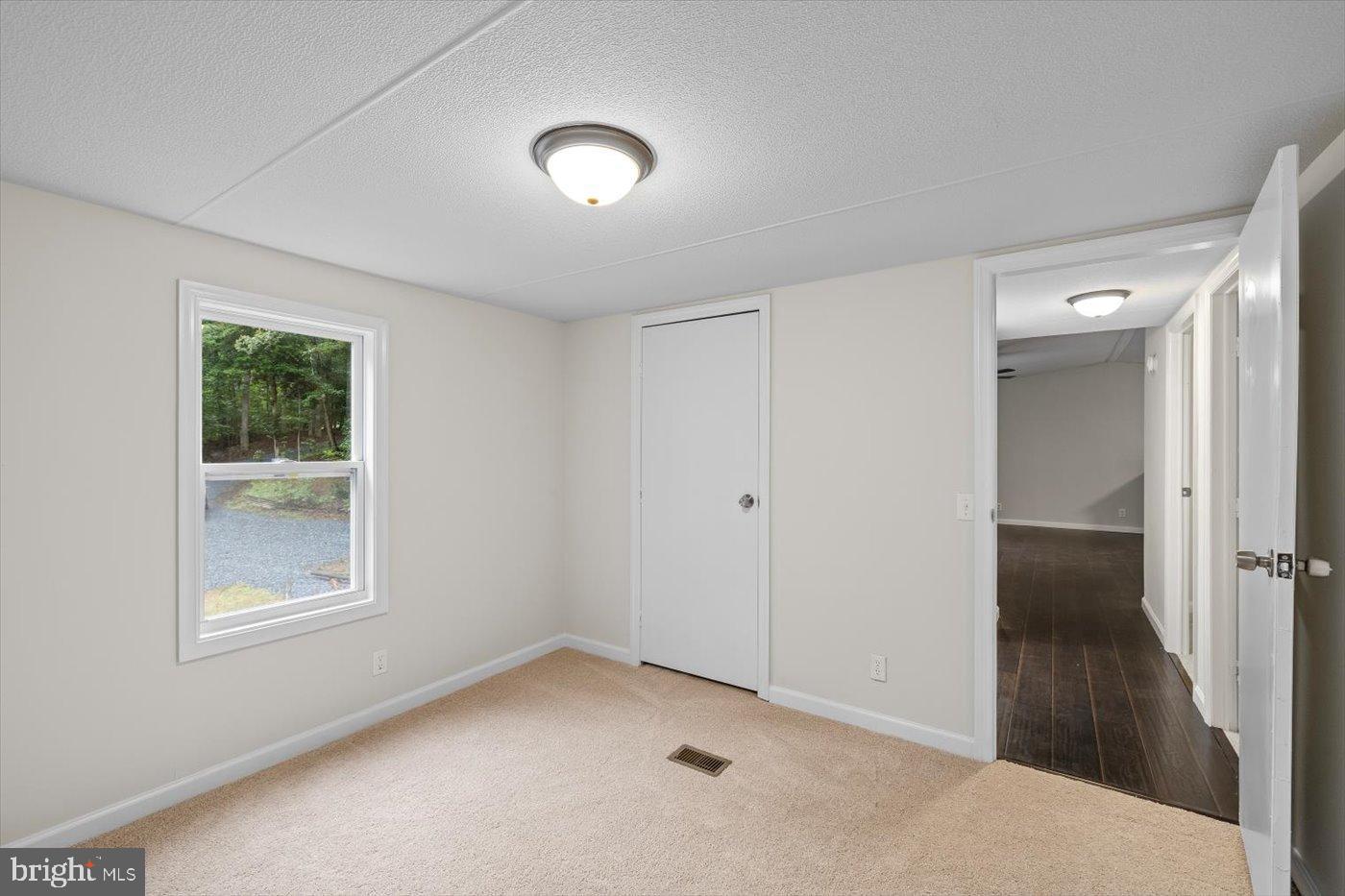 33 NORMAN RD, STAFFORD, Virginia 22554, 3 Bedrooms Bedrooms, 10 Rooms Rooms,2 BathroomsBathrooms,Residential,For sale,33 NORMAN RD,VAST2042972 MLS # VAST2042972
