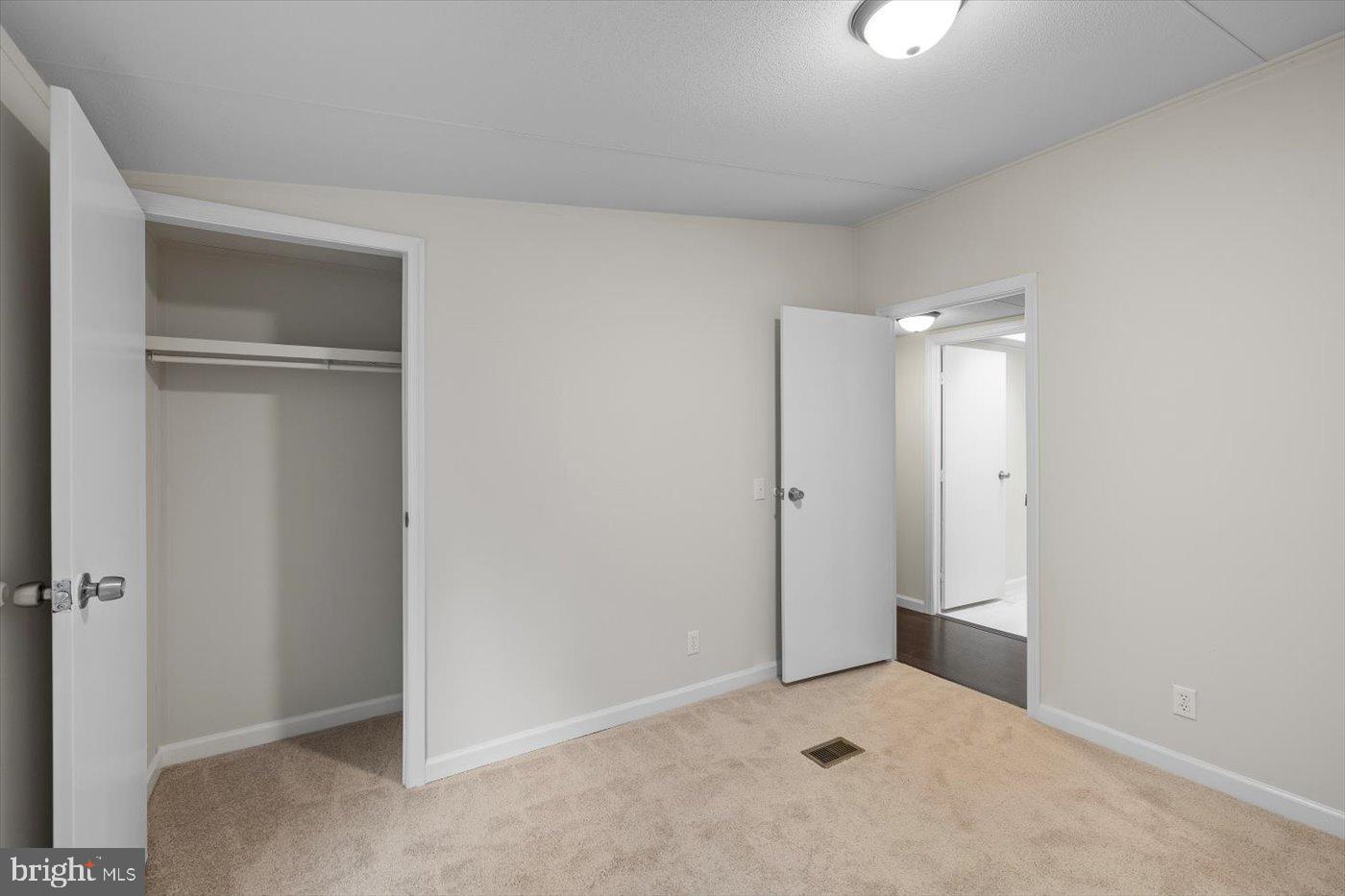 33 NORMAN RD, STAFFORD, Virginia 22554, 3 Bedrooms Bedrooms, 10 Rooms Rooms,2 BathroomsBathrooms,Residential,For sale,33 NORMAN RD,VAST2042972 MLS # VAST2042972