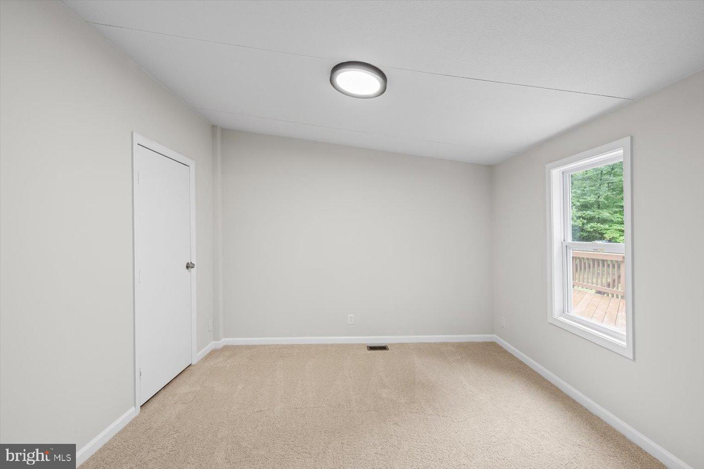 33 NORMAN RD, STAFFORD, Virginia 22554, 3 Bedrooms Bedrooms, 10 Rooms Rooms,2 BathroomsBathrooms,Residential,For sale,33 NORMAN RD,VAST2042972 MLS # VAST2042972