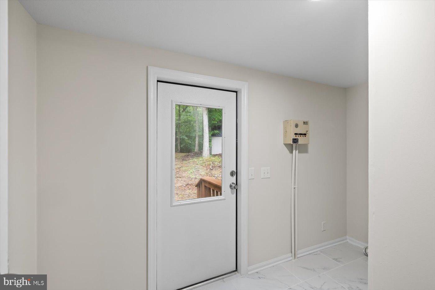 33 NORMAN RD, STAFFORD, Virginia 22554, 3 Bedrooms Bedrooms, 10 Rooms Rooms,2 BathroomsBathrooms,Residential,For sale,33 NORMAN RD,VAST2042972 MLS # VAST2042972