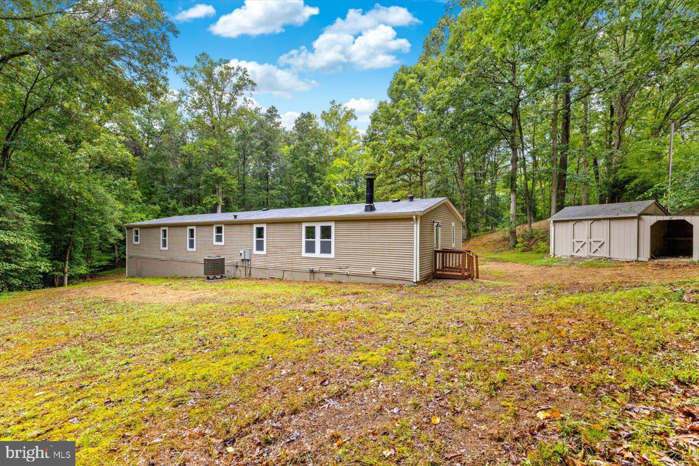 33 NORMAN RD, STAFFORD, Virginia 22554, 3 Bedrooms Bedrooms, 10 Rooms Rooms,2 BathroomsBathrooms,Residential,For sale,33 NORMAN RD,VAST2042972 MLS # VAST2042972