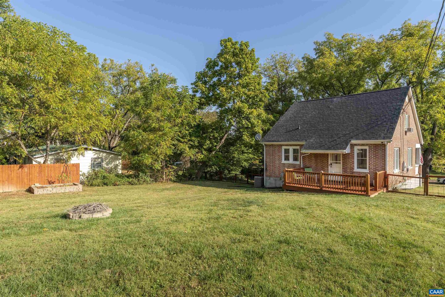 37 PEGGYS LN, FISHERSVILLE, Virginia 22939, 3 Bedrooms Bedrooms, ,1 BathroomBathrooms,Residential,For sale,37 PEGGYS LN,669431 MLS # 669431