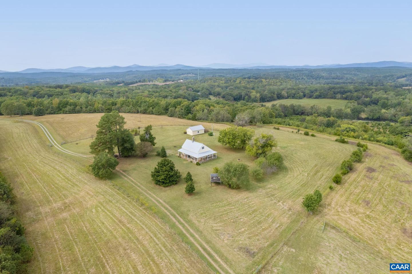 12534 HOWARDSVILLE RD, HOWARDSVILLE, Virginia 24562, 2 Bedrooms Bedrooms, ,2 BathroomsBathrooms,Residential,For sale,12534 HOWARDSVILLE RD,669432 MLS # 669432