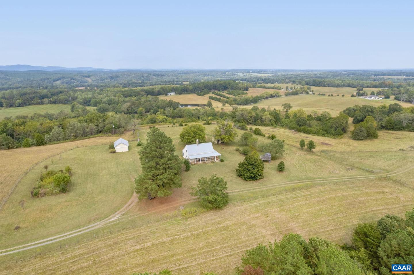 12534 HOWARDSVILLE RD, HOWARDSVILLE, Virginia 24562, 2 Bedrooms Bedrooms, ,2 BathroomsBathrooms,Residential,For sale,12534 HOWARDSVILLE RD,669432 MLS # 669432