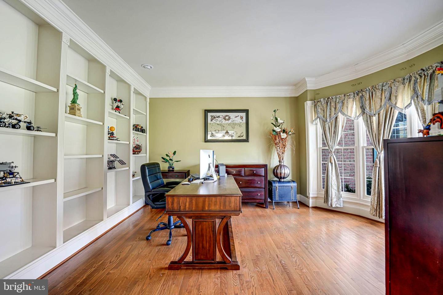 15280 RIDING CLUB DR, HAYMARKET, Virginia 20169, 6 Bedrooms Bedrooms, ,6 BathroomsBathrooms,Residential,For sale,15280 RIDING CLUB DR,VAPW2104862 MLS # VAPW2104862