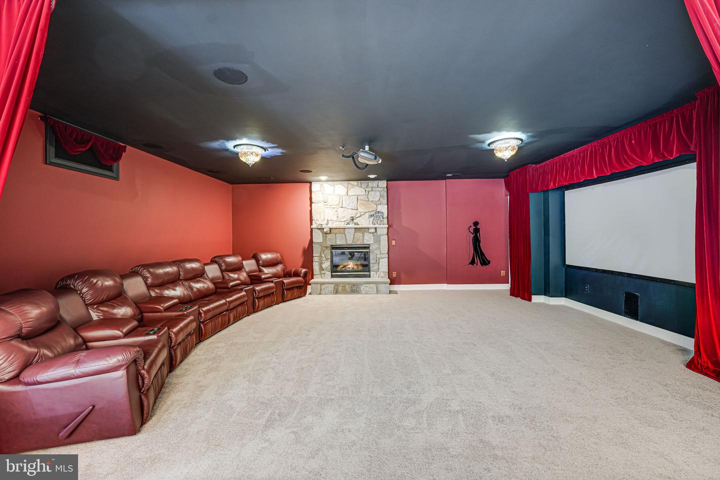 15280 RIDING CLUB DR, HAYMARKET, Virginia 20169, 6 Bedrooms Bedrooms, ,6 BathroomsBathrooms,Residential,For sale,15280 RIDING CLUB DR,VAPW2104862 MLS # VAPW2104862
