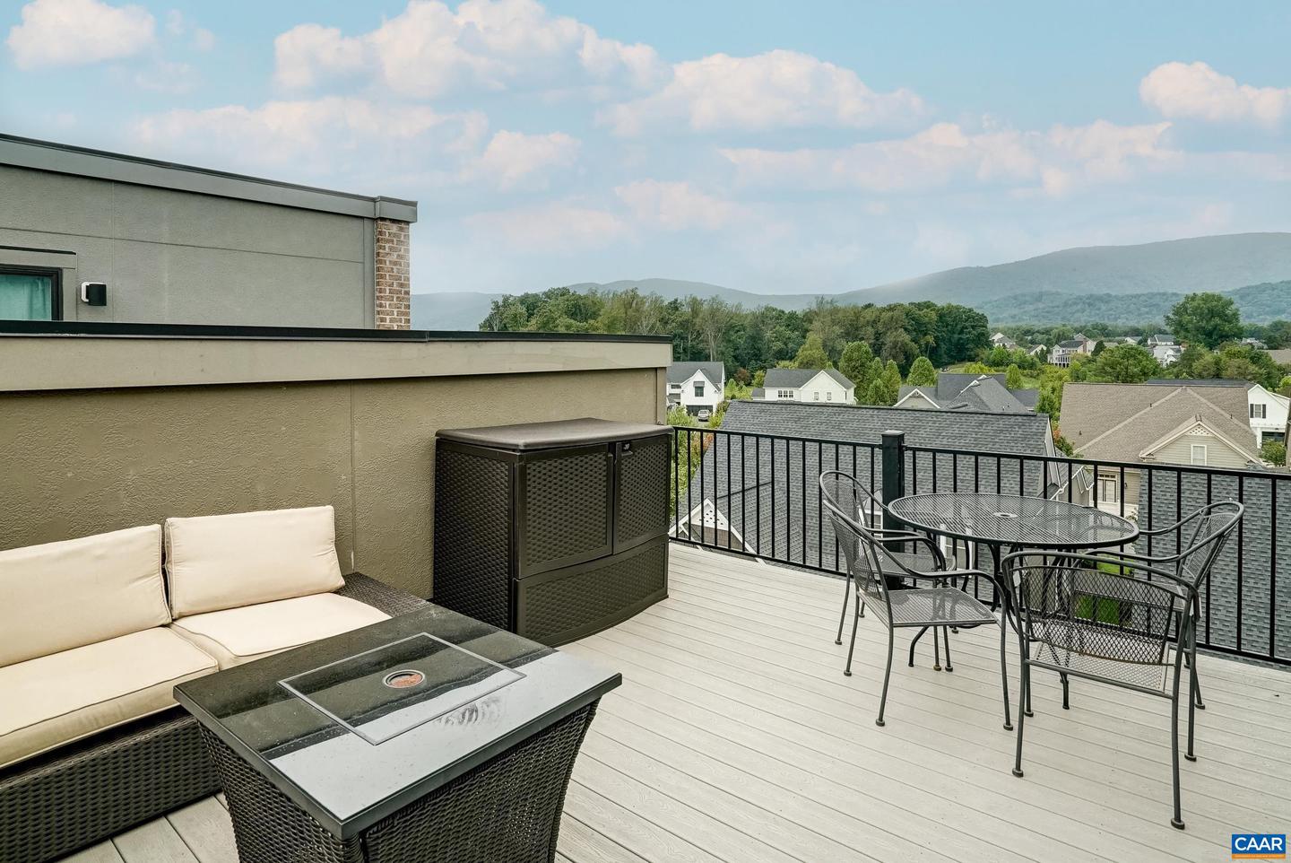 407 FENNEL RD, CROZET, Virginia 22932, 3 Bedrooms Bedrooms, ,3 BathroomsBathrooms,Residential,For sale,407 FENNEL RD,669425 MLS # 669425
