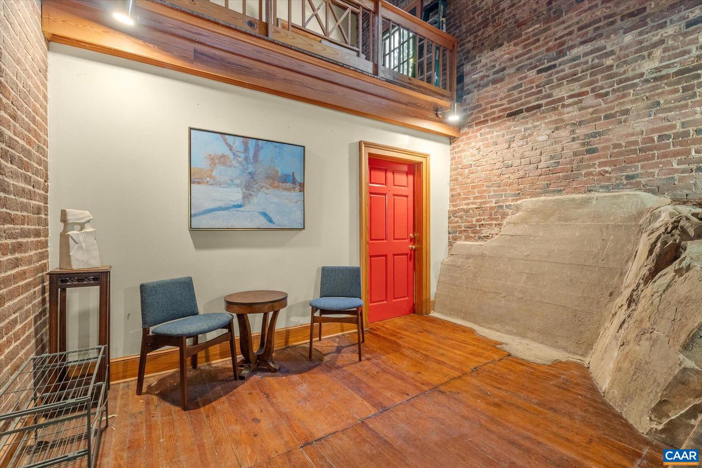 1915 E MARKET ST #3, CHARLOTTESVILLE, Virginia 22902, 3 Bedrooms Bedrooms, ,2 BathroomsBathrooms,Residential,For sale,1915 E MARKET ST #3,669426 MLS # 669426