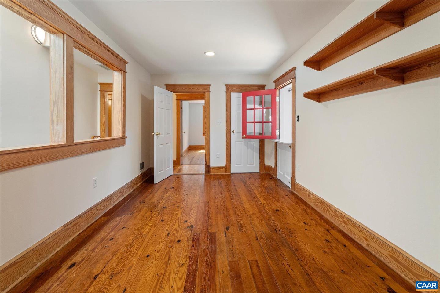1915 E MARKET ST #3, CHARLOTTESVILLE, Virginia 22902, 3 Bedrooms Bedrooms, ,2 BathroomsBathrooms,Residential,For sale,1915 E MARKET ST #3,669426 MLS # 669426