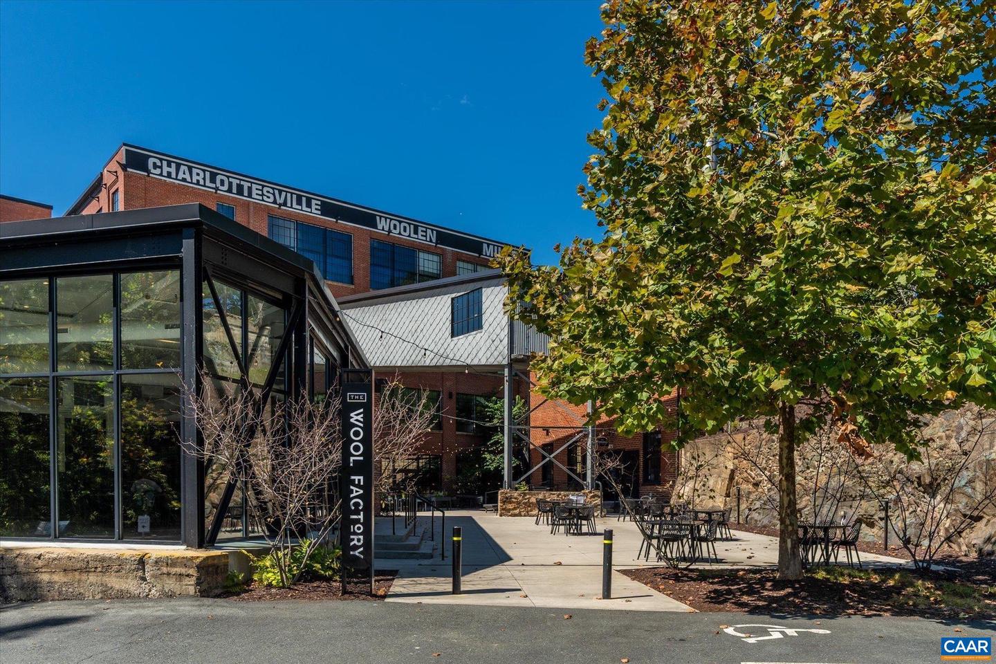 1915 E MARKET ST #3, CHARLOTTESVILLE, Virginia 22902, 3 Bedrooms Bedrooms, ,2 BathroomsBathrooms,Residential,For sale,1915 E MARKET ST #3,669426 MLS # 669426
