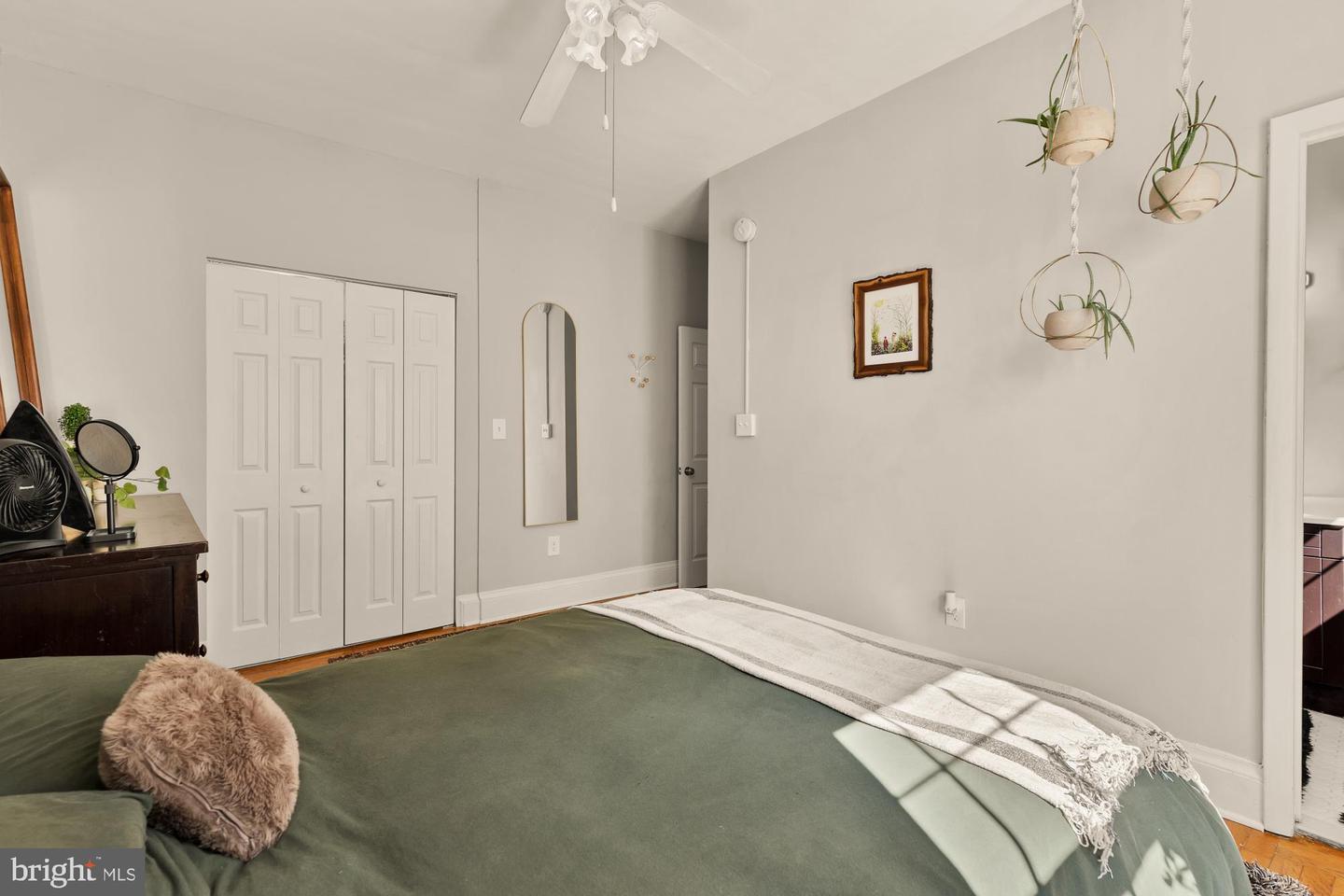 3022 WISCONSIN AVE NW #208, WASHINGTON, District Of Columbia 20016, 1 Bedroom Bedrooms, 5 Rooms Rooms,1 BathroomBathrooms,Residential,For sale,3022 WISCONSIN AVE NW #208,DCDC2224466 MLS # DCDC2224466
