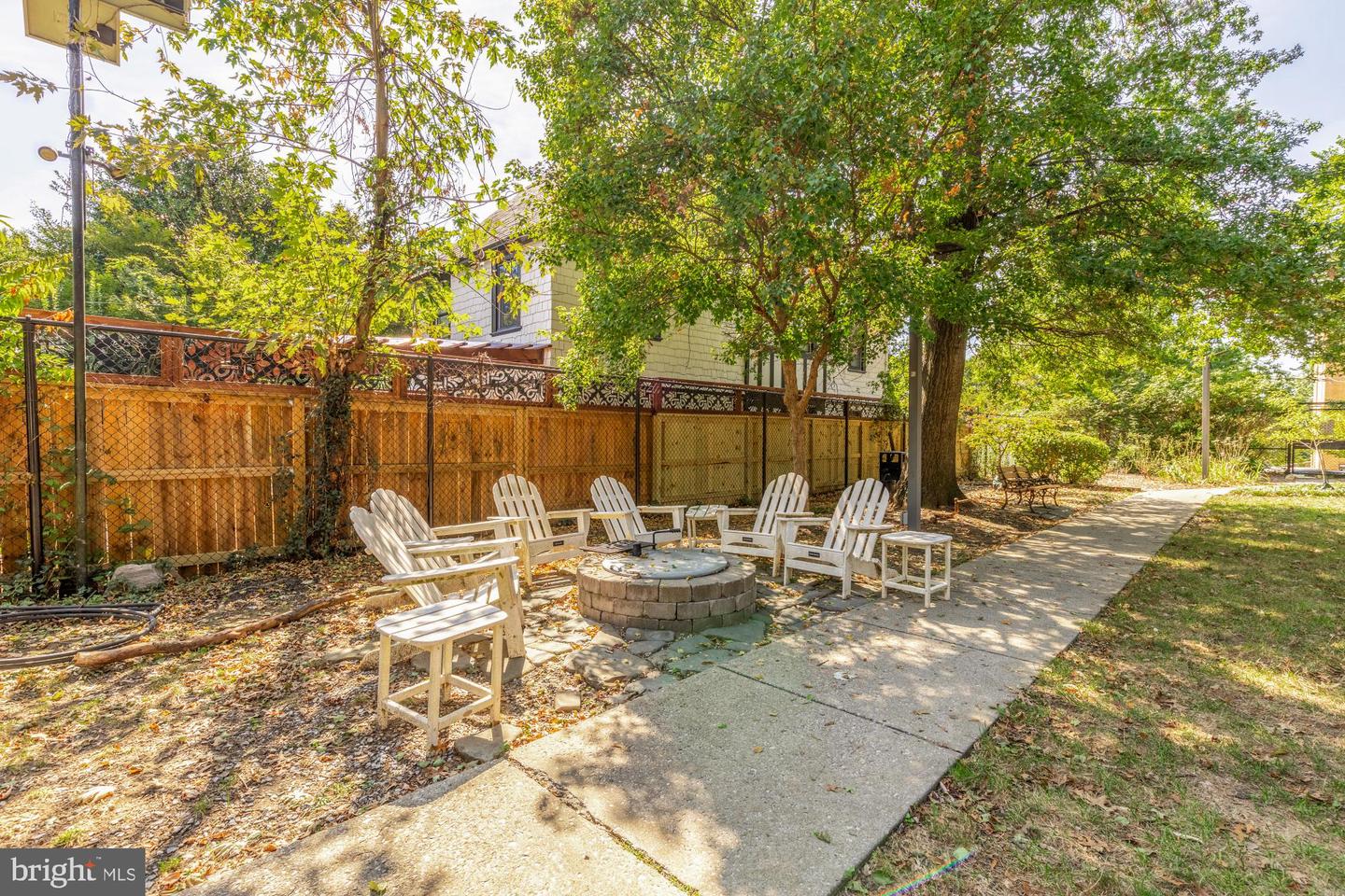 3022 WISCONSIN AVE NW #208, WASHINGTON, District Of Columbia 20016, 1 Bedroom Bedrooms, 5 Rooms Rooms,1 BathroomBathrooms,Residential,For sale,3022 WISCONSIN AVE NW #208,DCDC2224466 MLS # DCDC2224466