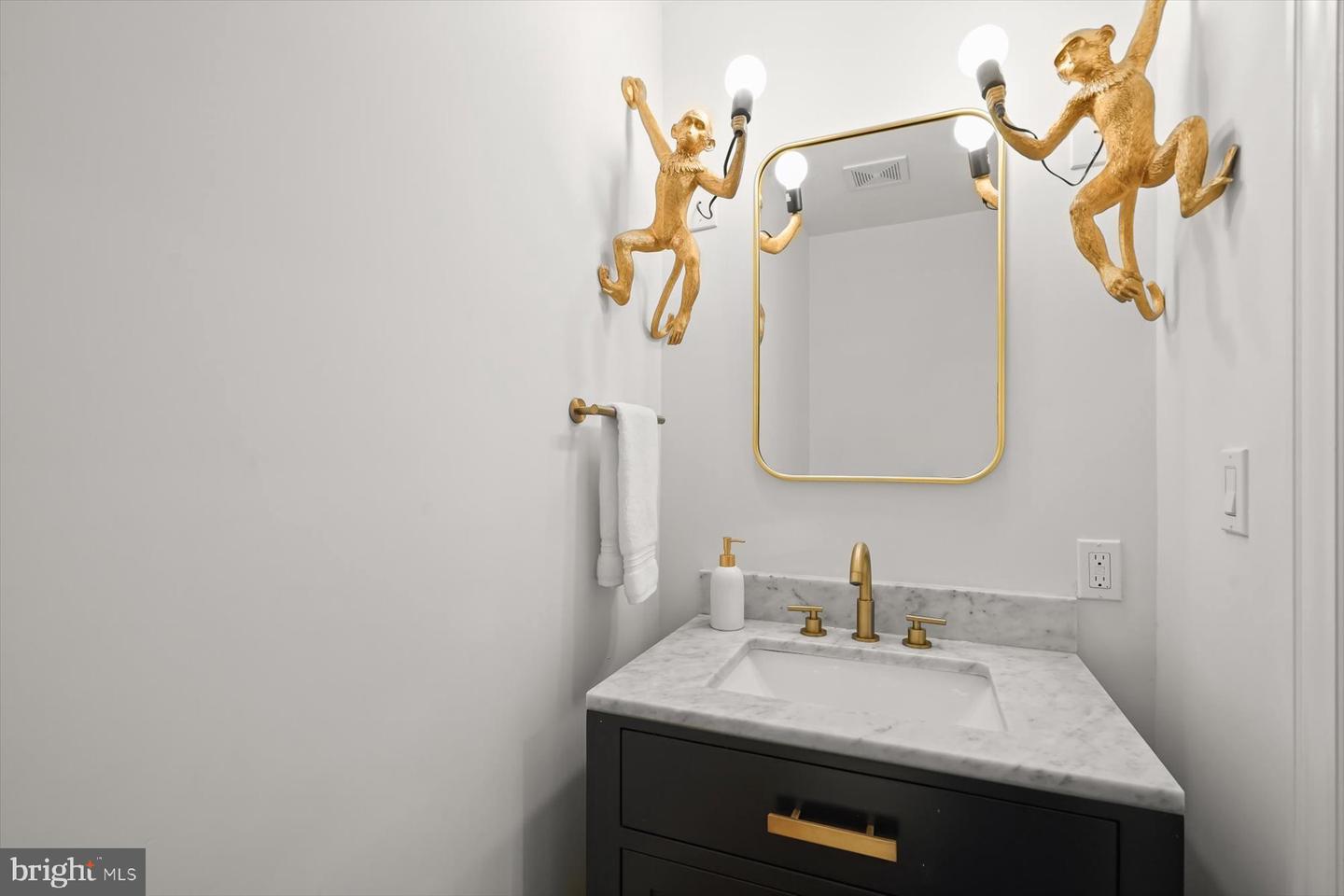 939 O ST NW, WASHINGTON, District Of Columbia 20001, 3 Bedrooms Bedrooms, ,2 BathroomsBathrooms,Residential,For sale,939 O ST NW,DCDC2224470 MLS # DCDC2224470