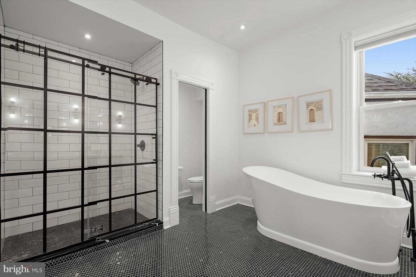 939 O ST NW, WASHINGTON, District Of Columbia 20001, 3 Bedrooms Bedrooms, ,2 BathroomsBathrooms,Residential,For sale,939 O ST NW,DCDC2224470 MLS # DCDC2224470