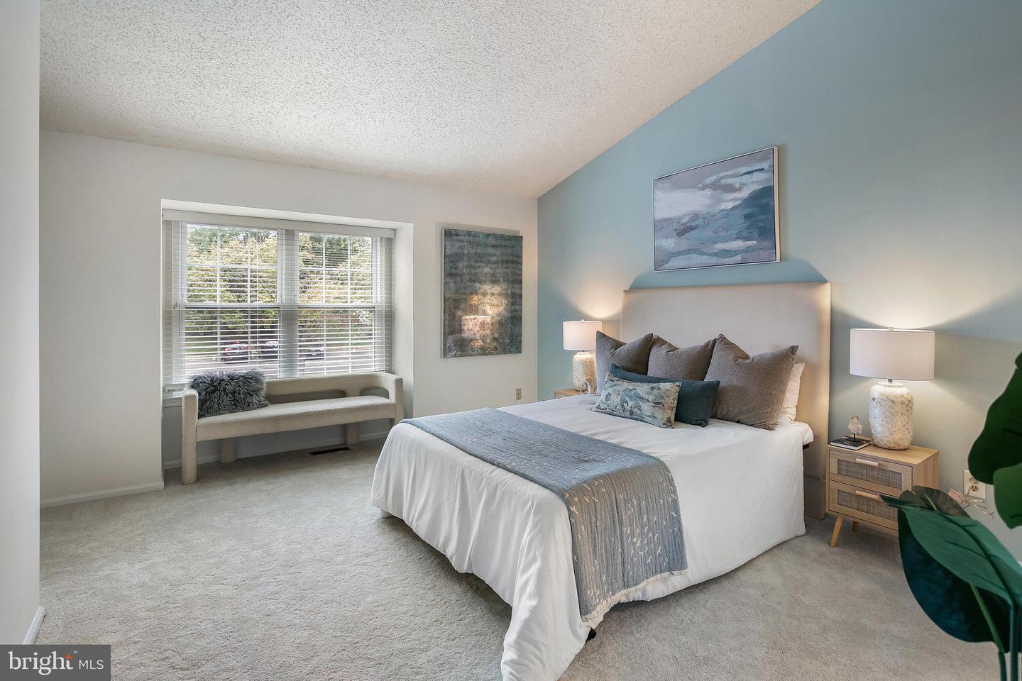 6542 CYPRESS POINT RD, ALEXANDRIA, Virginia 22312, 2 Bedrooms Bedrooms, ,3 BathroomsBathrooms,Residential,For sale,6542 CYPRESS POINT RD,VAFX2269578 MLS # VAFX2269578