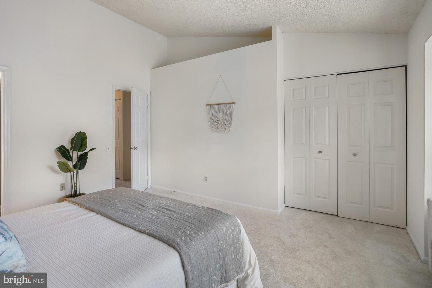 6542 CYPRESS POINT RD, ALEXANDRIA, Virginia 22312, 2 Bedrooms Bedrooms, ,3 BathroomsBathrooms,Residential,For sale,6542 CYPRESS POINT RD,VAFX2269578 MLS # VAFX2269578