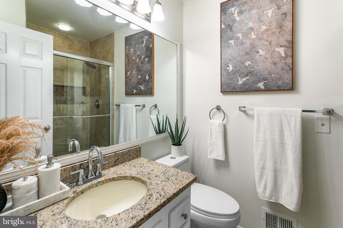 6542 CYPRESS POINT RD, ALEXANDRIA, Virginia 22312, 2 Bedrooms Bedrooms, ,3 BathroomsBathrooms,Residential,For sale,6542 CYPRESS POINT RD,VAFX2269578 MLS # VAFX2269578