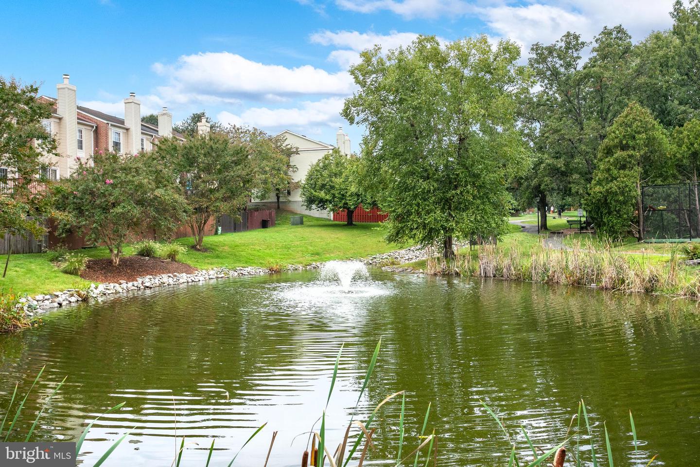 6542 CYPRESS POINT RD, ALEXANDRIA, Virginia 22312, 2 Bedrooms Bedrooms, ,3 BathroomsBathrooms,Residential,For sale,6542 CYPRESS POINT RD,VAFX2269578 MLS # VAFX2269578